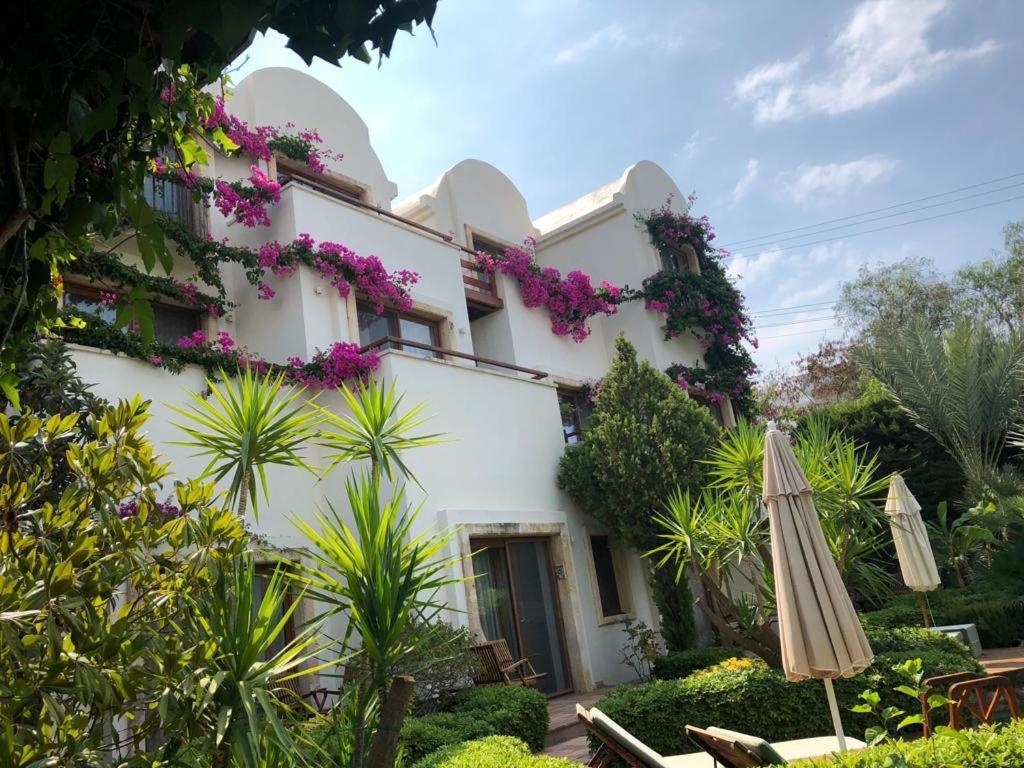 Munahan Hotel Bodrum Exterior photo